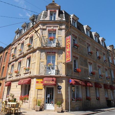Hotel De La Meuse ชาร์เลอวิลล์-เมซิแยร์ ภายนอก รูปภาพ